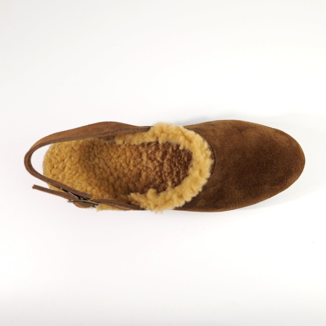 Carline clogs