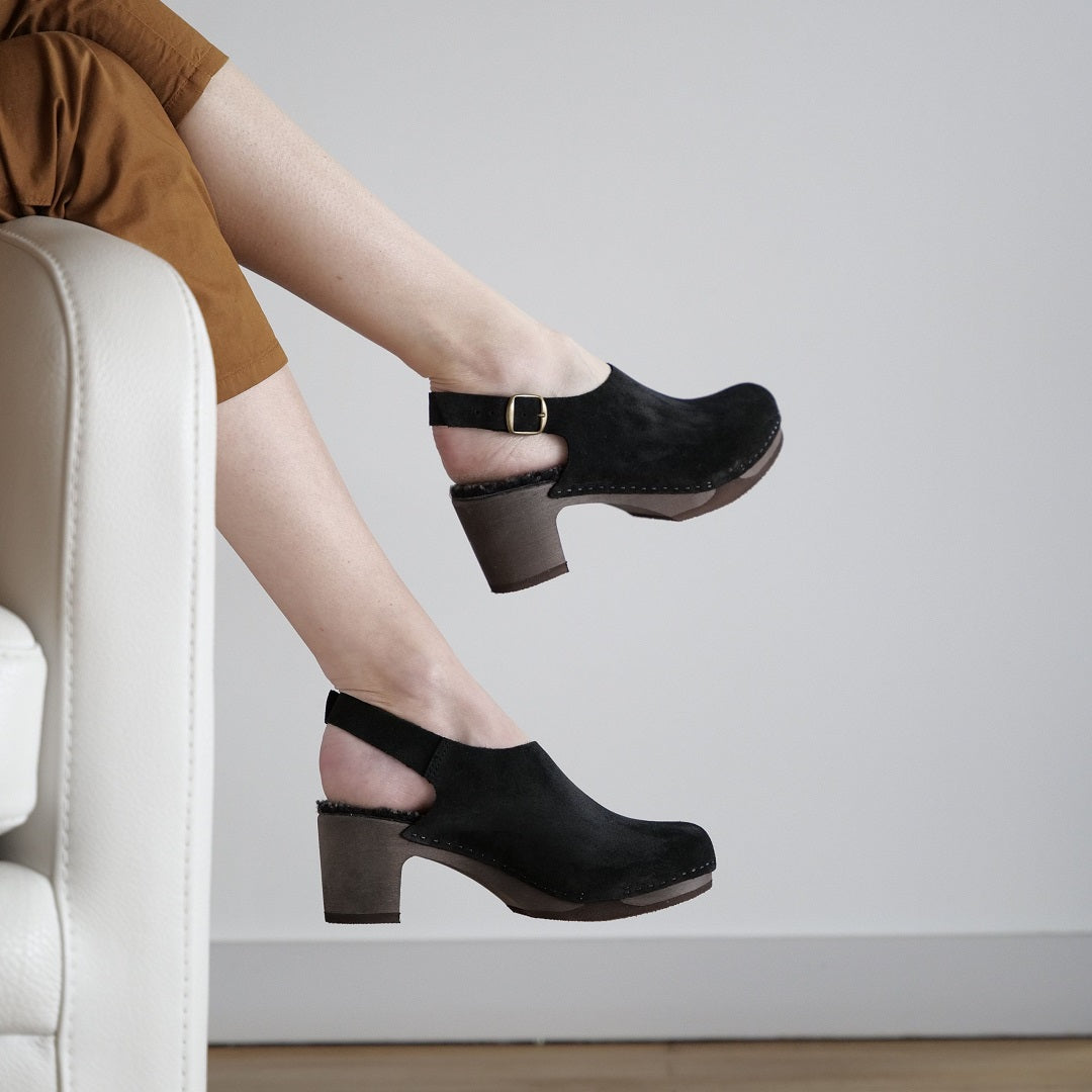 Amanda clogs