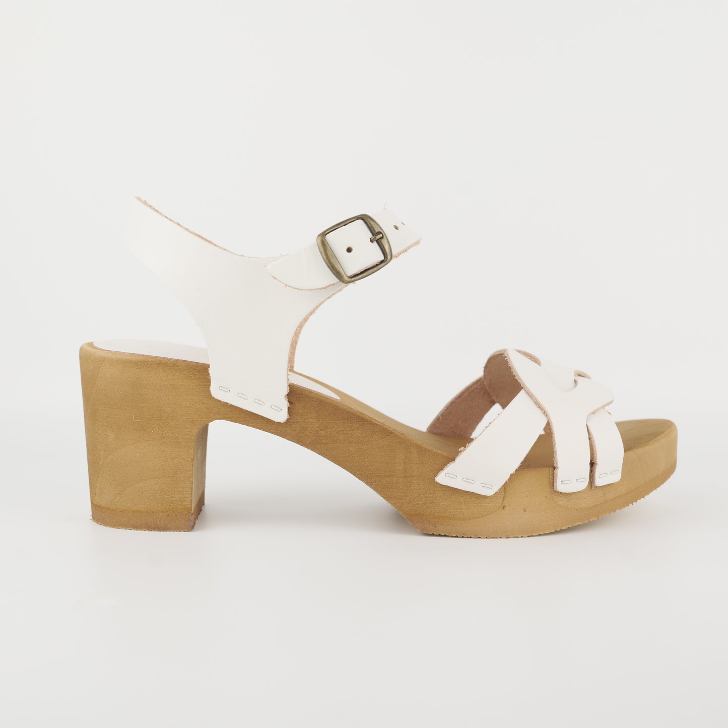 Anaika sandals