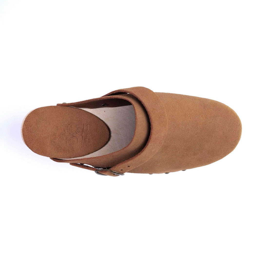 Cerise clogs