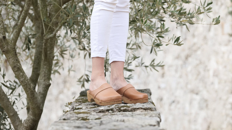 Les sabots intemporels à avoir dans sa garde-robe