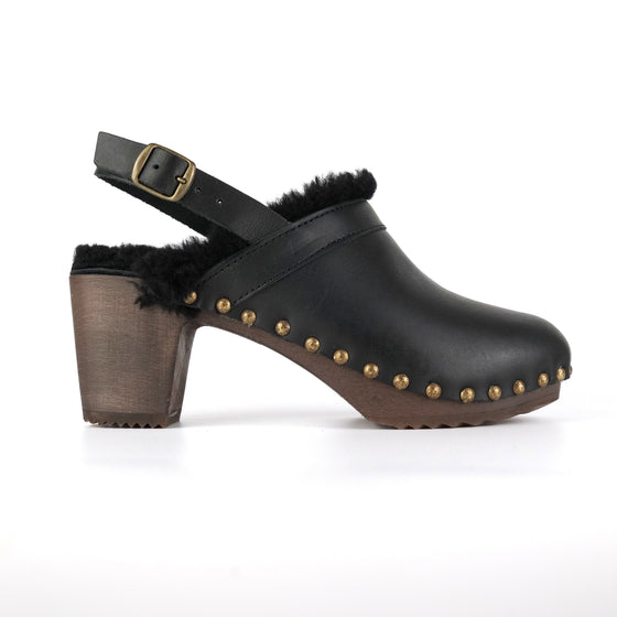 Carline clogs